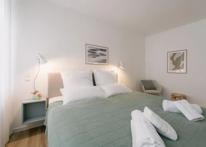 5 Min Central Apartment - Opera